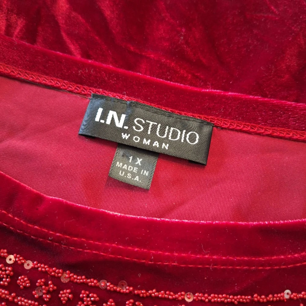 I.N. Studio Top - Picture 3 of 10